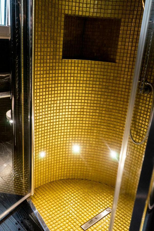Appartamento Luxury Villa Olmo *